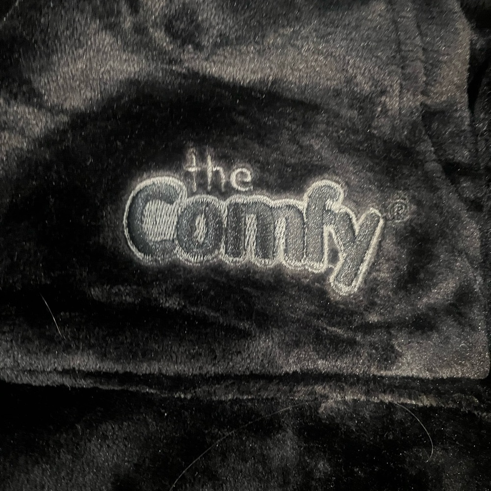 The Comfy wearable hooded blanket black